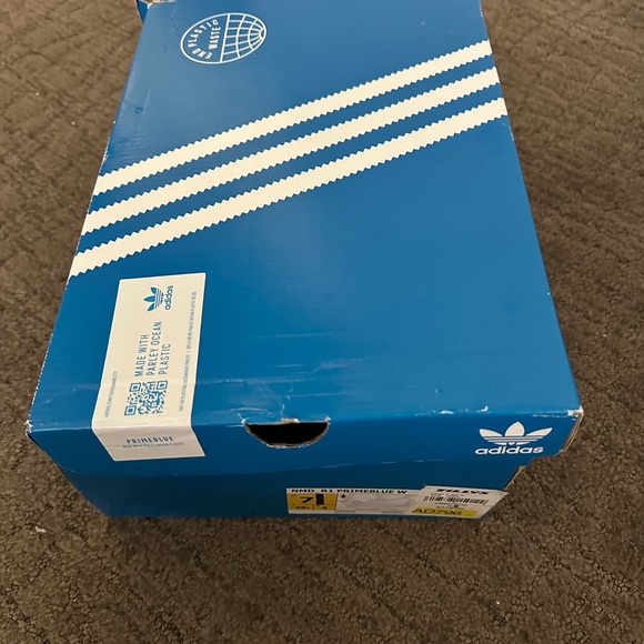 Adidas NMD R1 - Picture 4 of 4